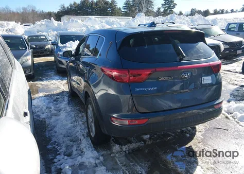 2019 Kia Sportage Lx z USA, uszkodzony, nr VIN KNDPMCAC9K7603987